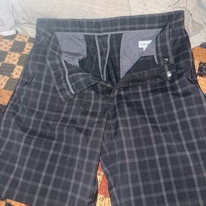 Stylish Black Plaid Men’s Golf Shorts